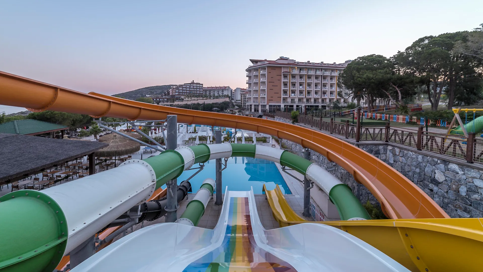 Ramada Resort Kusadasi & Golf