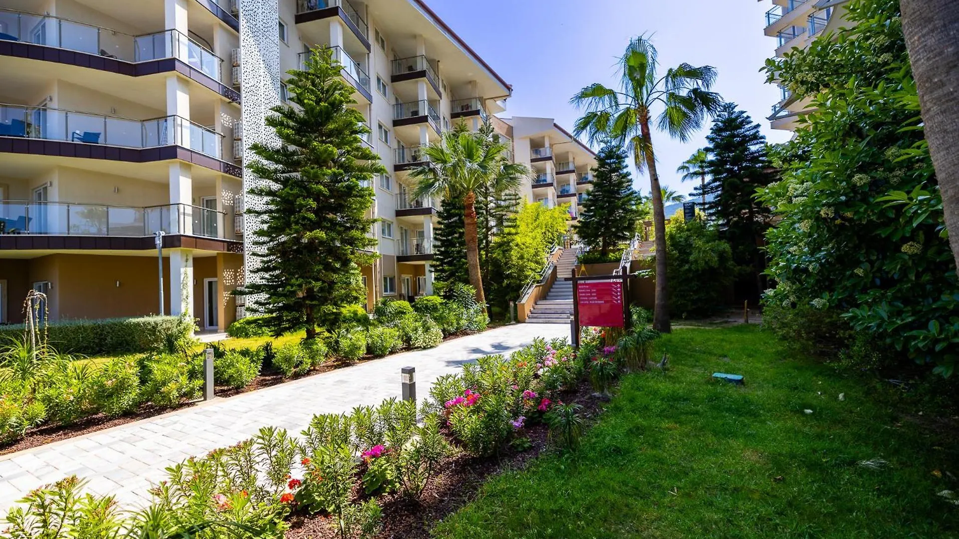 Ramada Resort Kusadasi & Golf