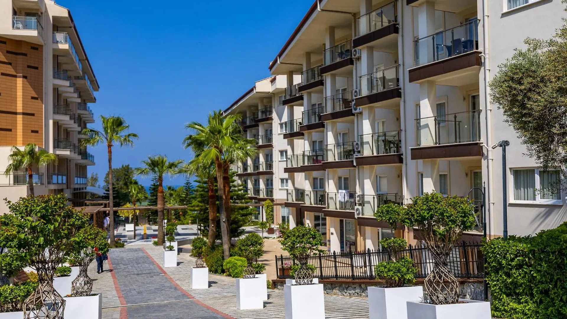 Ramada Resort Kusadasi & Golf 5*,
