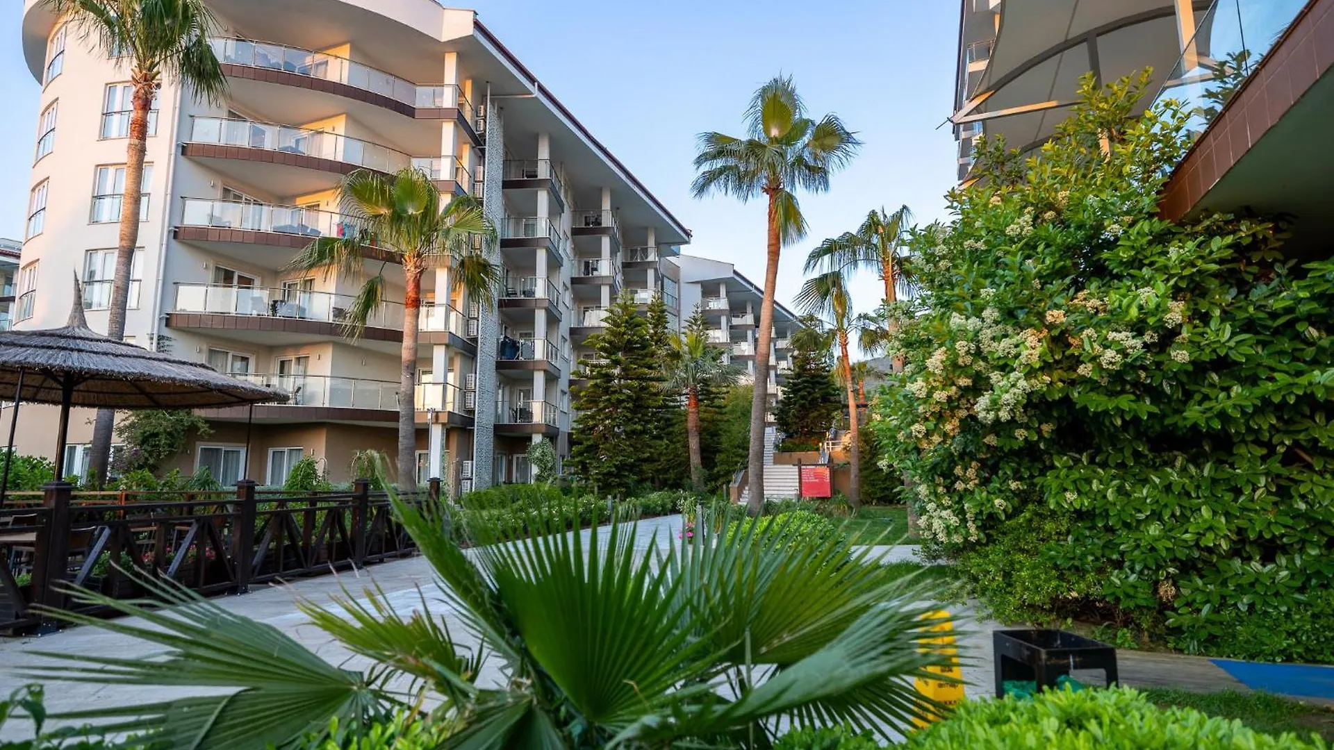 Ramada Resort Kusadasi & Golf