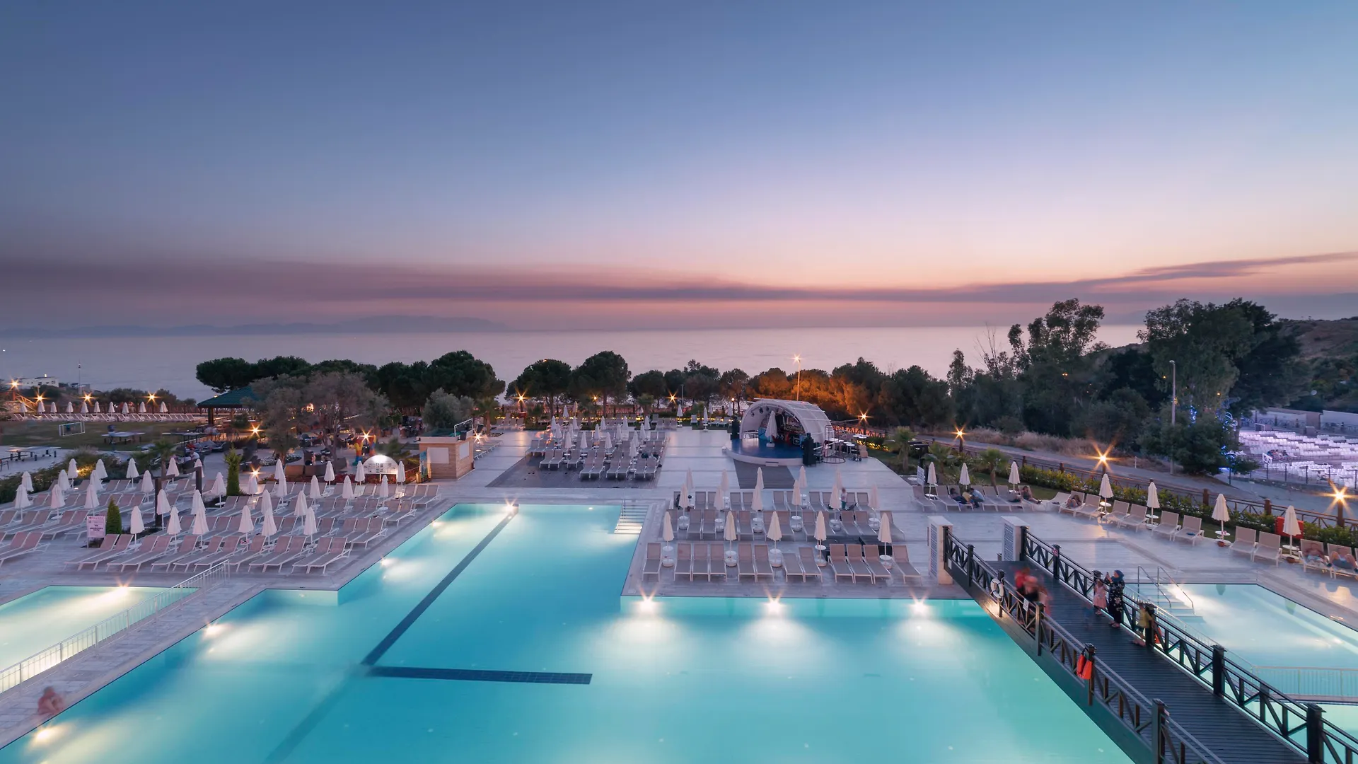 Ramada Resort Kusadasi & Golf